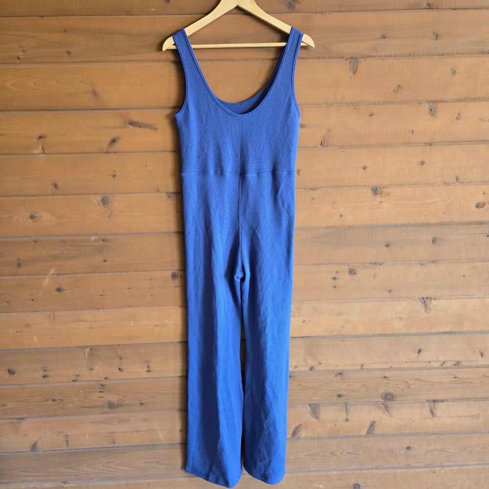 American Eagle Scoop Neck Flare Leg Jumpsuit Blue Stretchy Waffle Knit L Tank - Picture 5 of 6